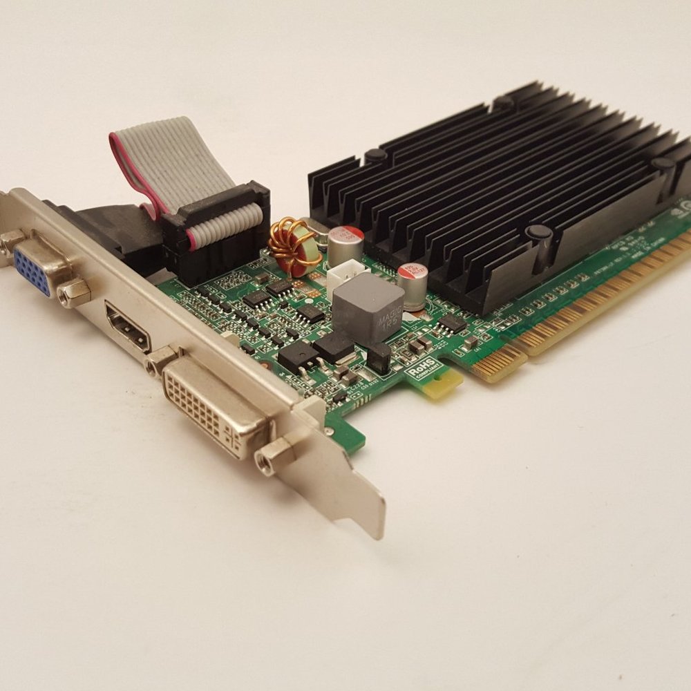 EVGA / NVIDIA GeForce 210 512MB DDR3 PCI-E Video Card P/N 512-P3-1311-KR
